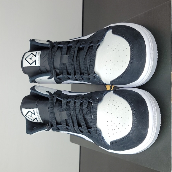 Air Jordan 1 Mid SE White Black Diamond Men's Basketball Shoes - Picture 4 of 6